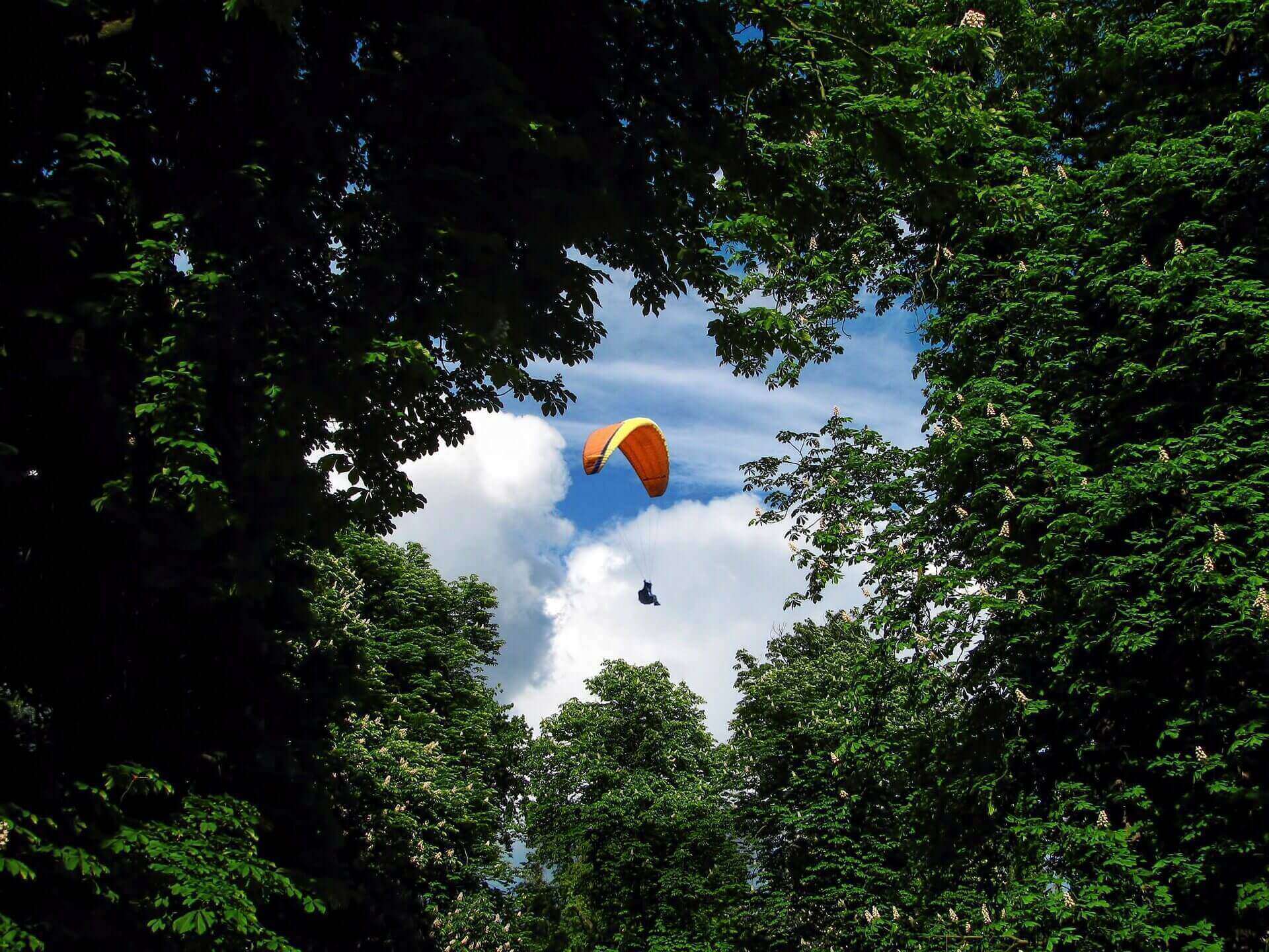 Skydiving from Mt. Everest Skydiving from Mt. Everest